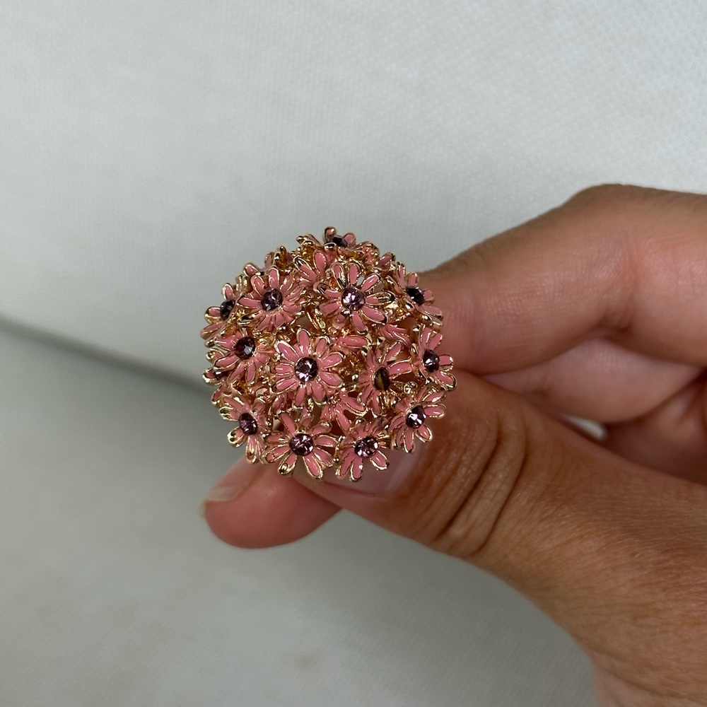 Vintage Pink Daisy Flower Gold plated Ring - Picture 8 of 9